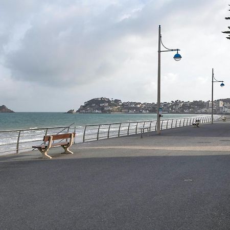 Sejour Pour 6 Face A La Grande Plage De Pleneuf Exterior photo